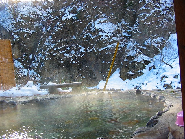湯の平温泉 松泉閣の露天風呂